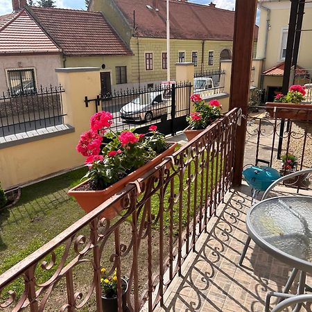 Balazs Apartman Eger Room photo