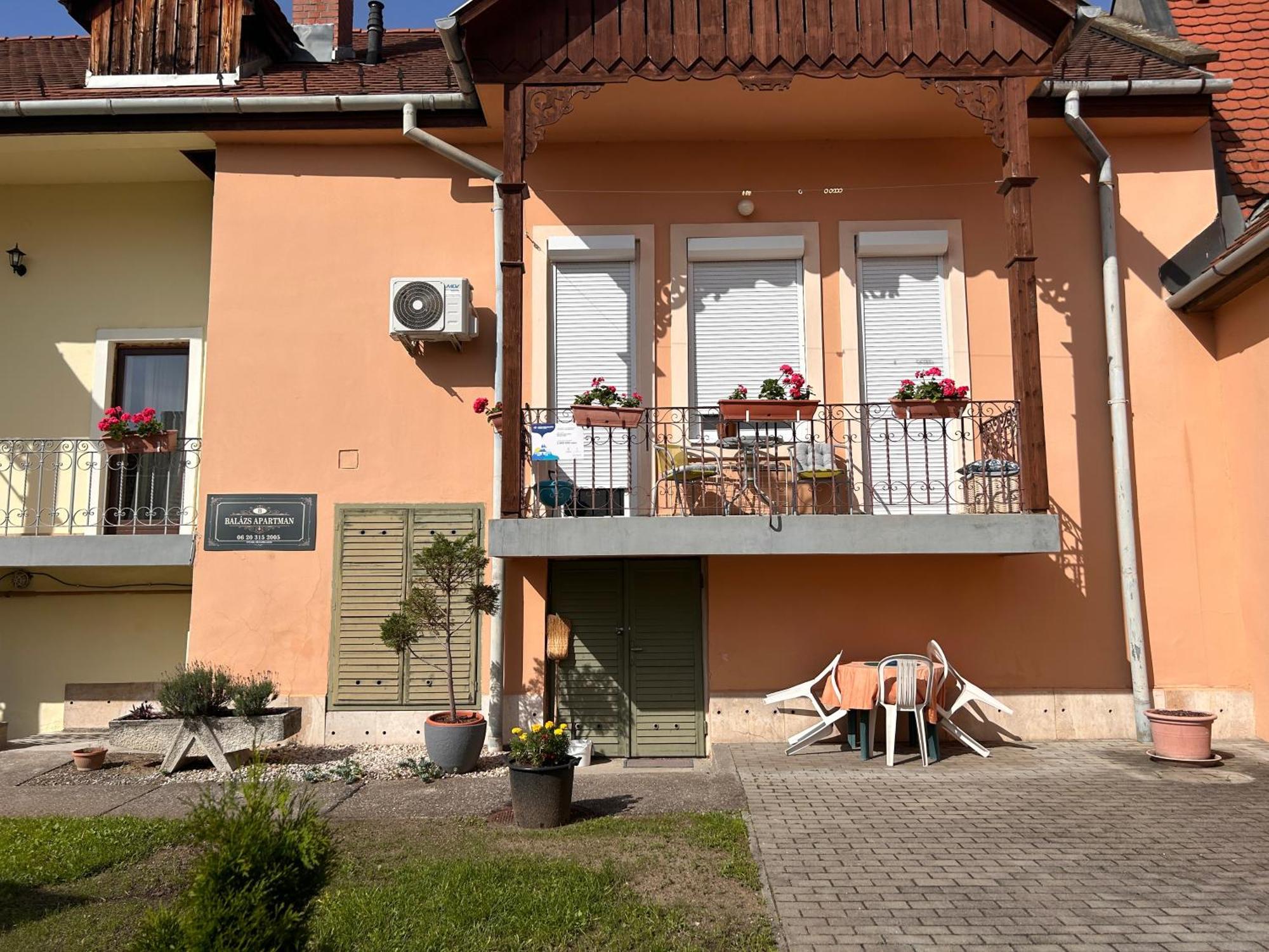 Balazs Apartman Eger Room photo